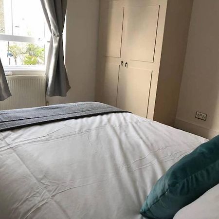 Eurostar Budget Rooms - Next To Kings Cross & Eurostar Train Station London Bagian luar foto