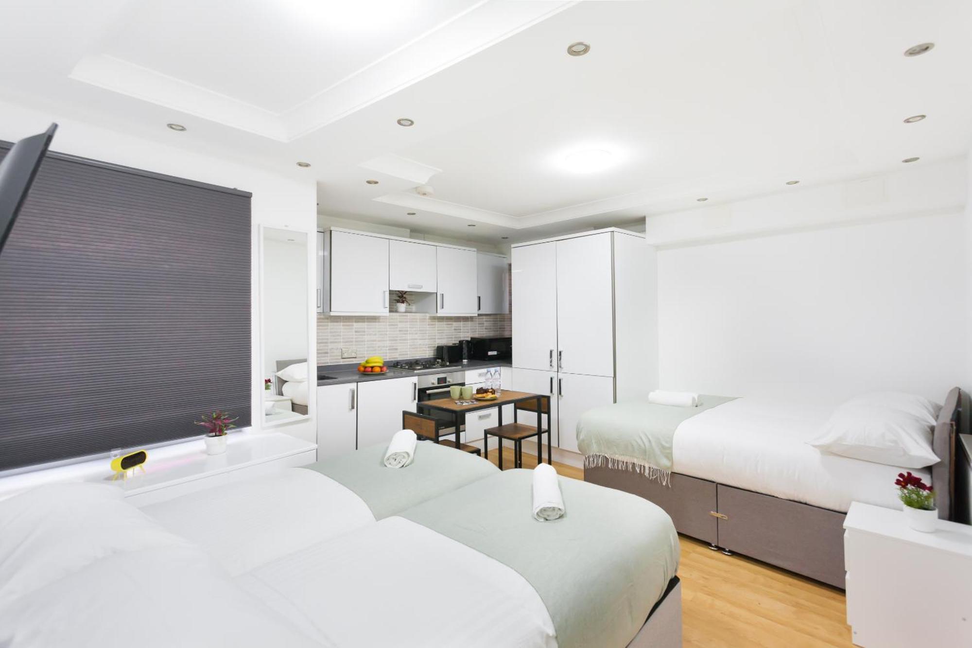 Eurostar Budget Rooms - Next To Kings Cross & Eurostar Train Station London Bagian luar foto