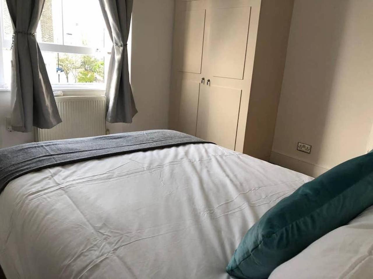 Eurostar Budget Rooms - Next To Kings Cross & Eurostar Train Station London Bagian luar foto